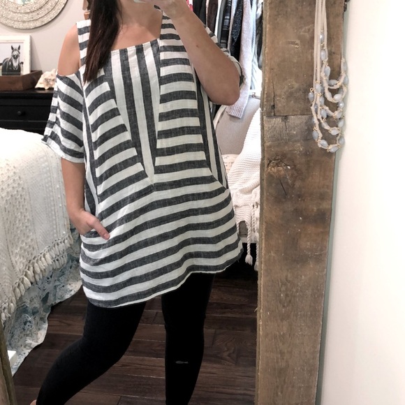 Soft Surroundings size XL black striped linen top - Picture 1 of 8